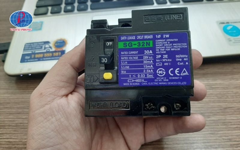 Circuit Breaker chống giật là gì?