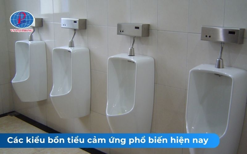 Các kiểu bồn tiểu cảm ứng phổ biến hiện nay